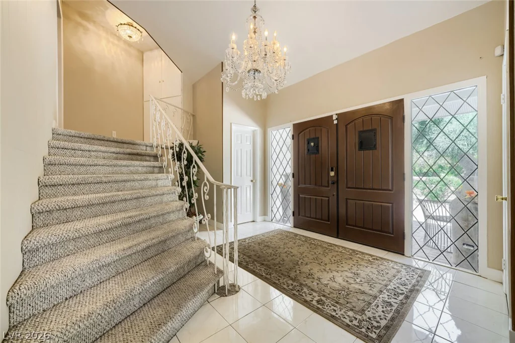 7082 Mira Vista, Las Vegas, NV 89120