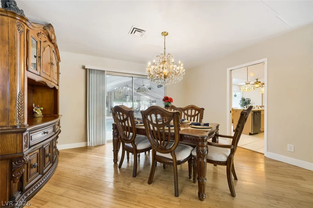 7082 Mira Vista, Las Vegas, NV 89120