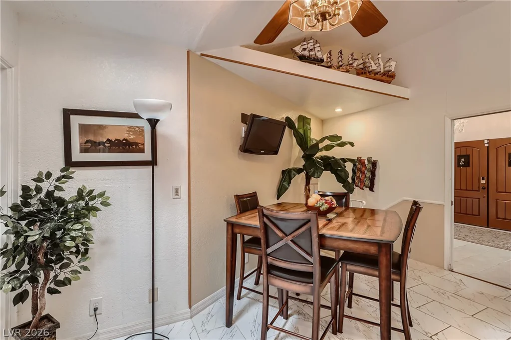 7082 Mira Vista, Las Vegas, NV 89120