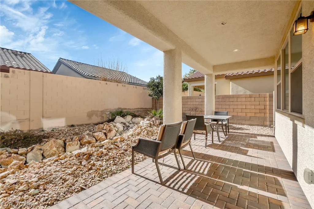 211 Honors Course, Las Vegas, NV 89148