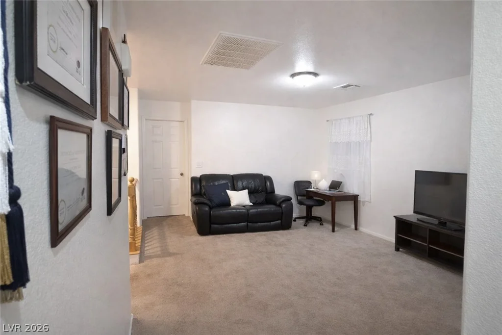 6182 Cougar, Las Vegas, NV 89139