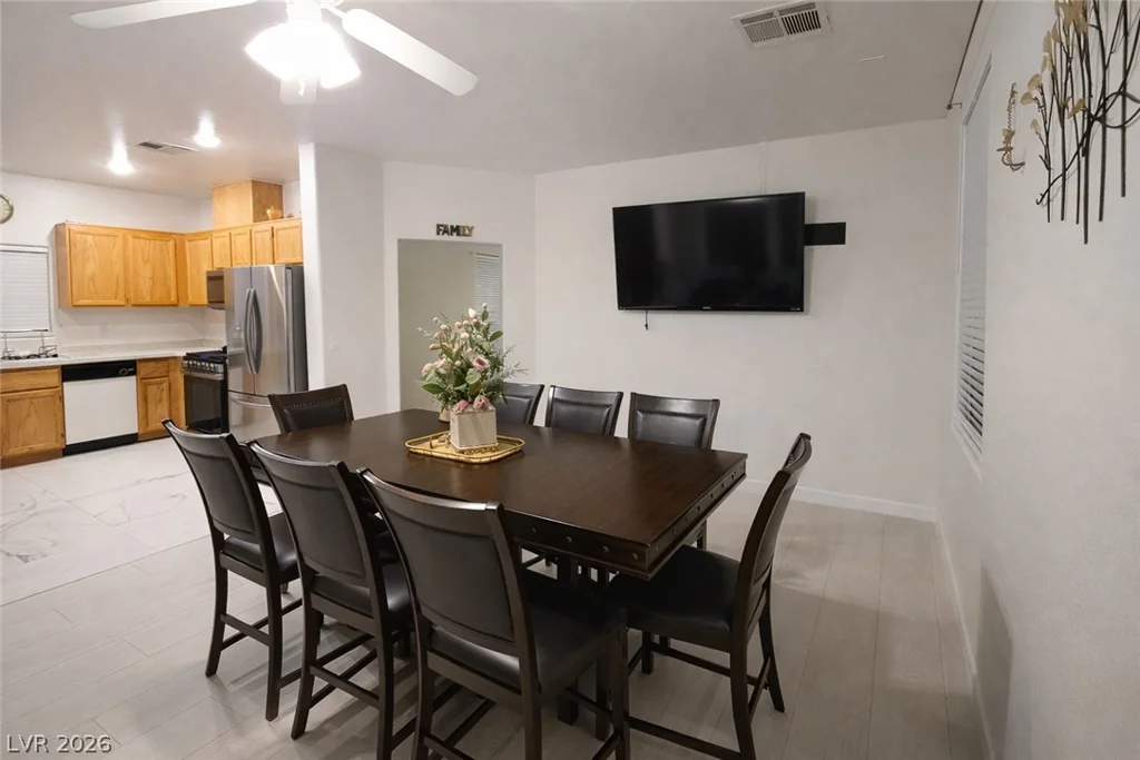 6182 Cougar, Las Vegas, NV 89139
