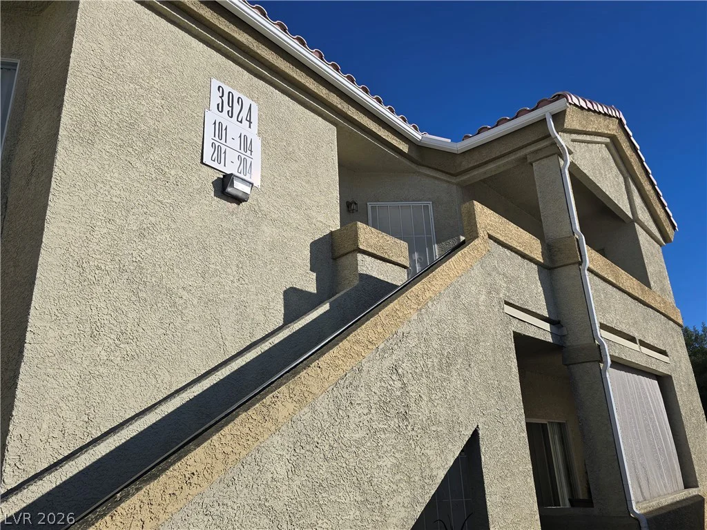 3924 Quiet Pine, Las Vegas, NV 89108