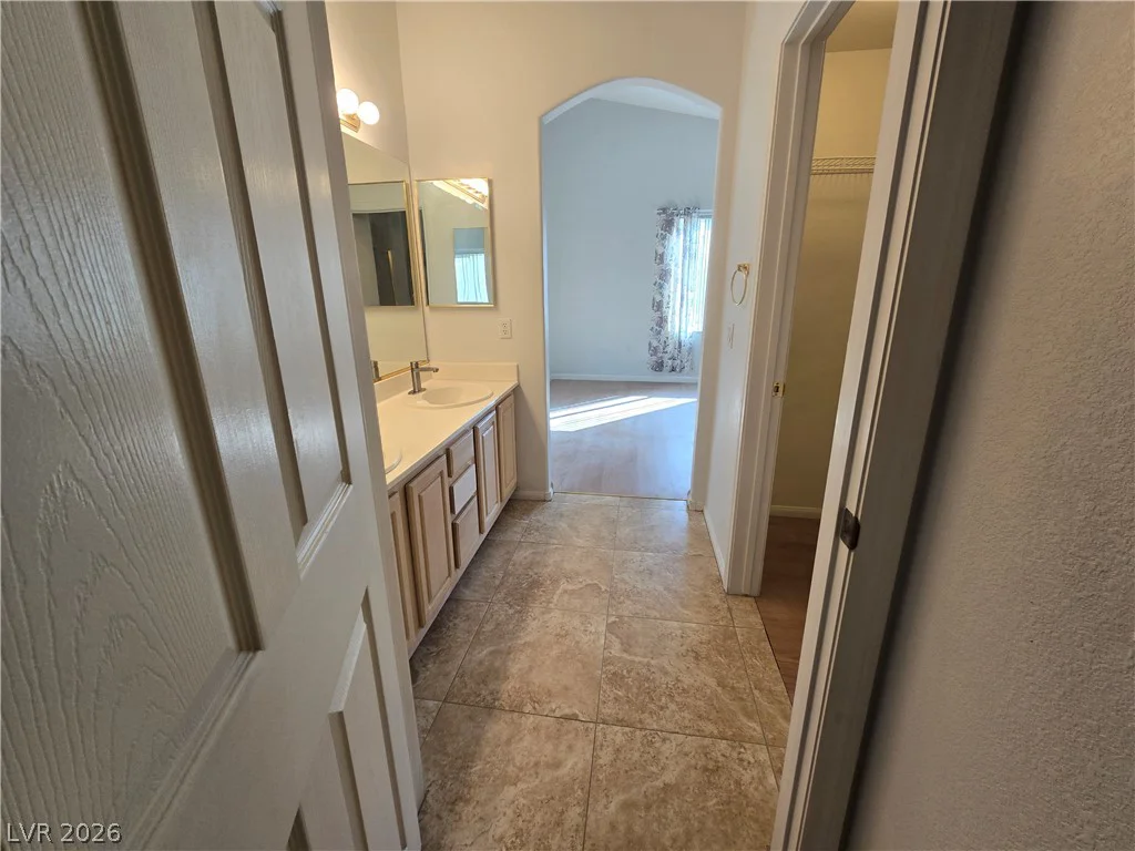3924 Quiet Pine, Las Vegas, NV 89108