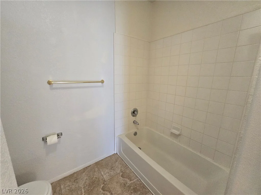 3924 Quiet Pine, Las Vegas, NV 89108
