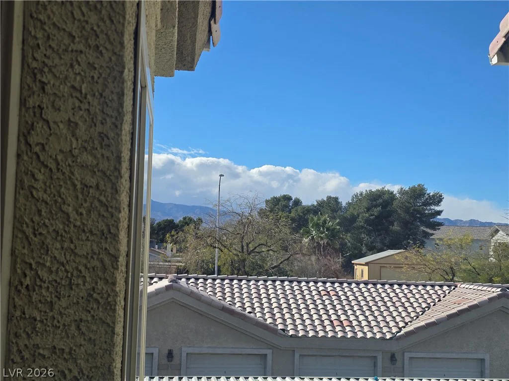3924 Quiet Pine, Las Vegas, NV 89108