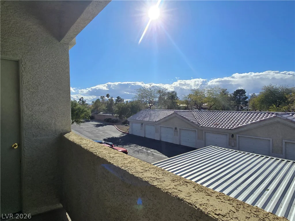3924 Quiet Pine, Las Vegas, NV 89108