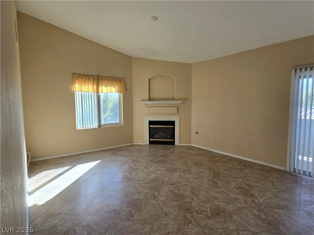 3924 Quiet Pine, Las Vegas, NV 89108