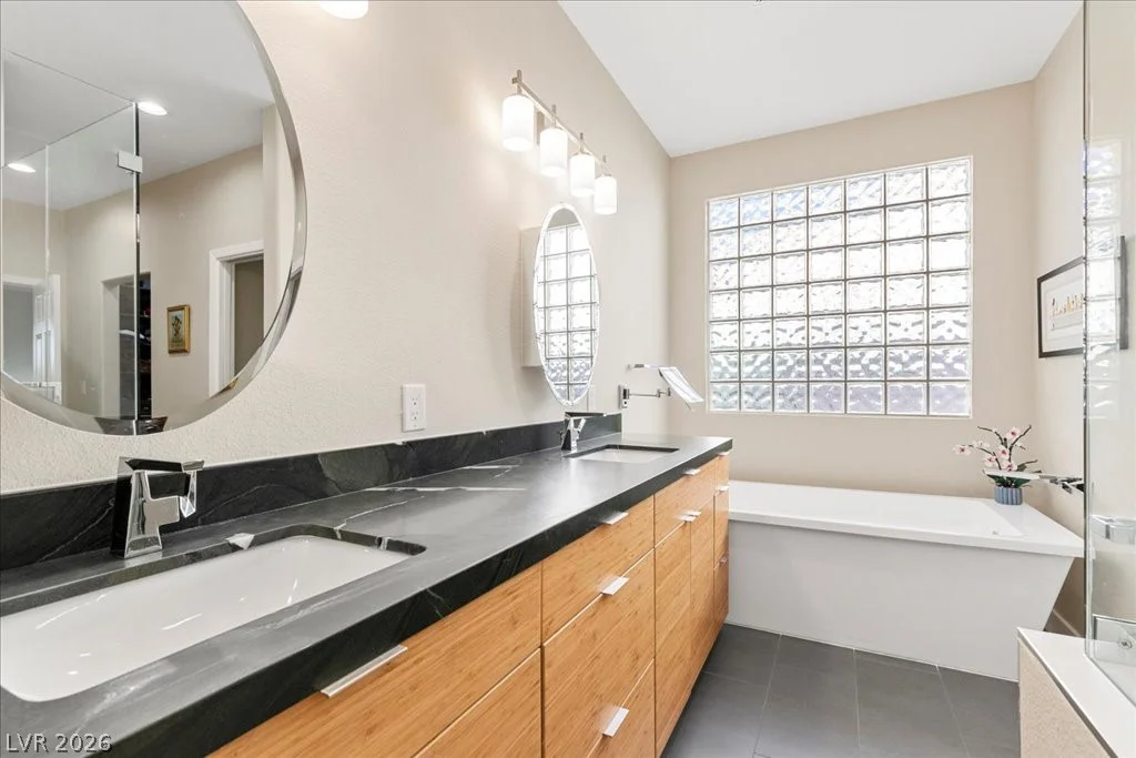 4870 Gusto, Las Vegas, NV 89135