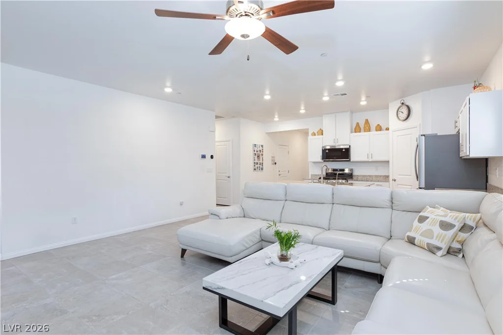 12759 Silver Satin, Henderson, NV 89044