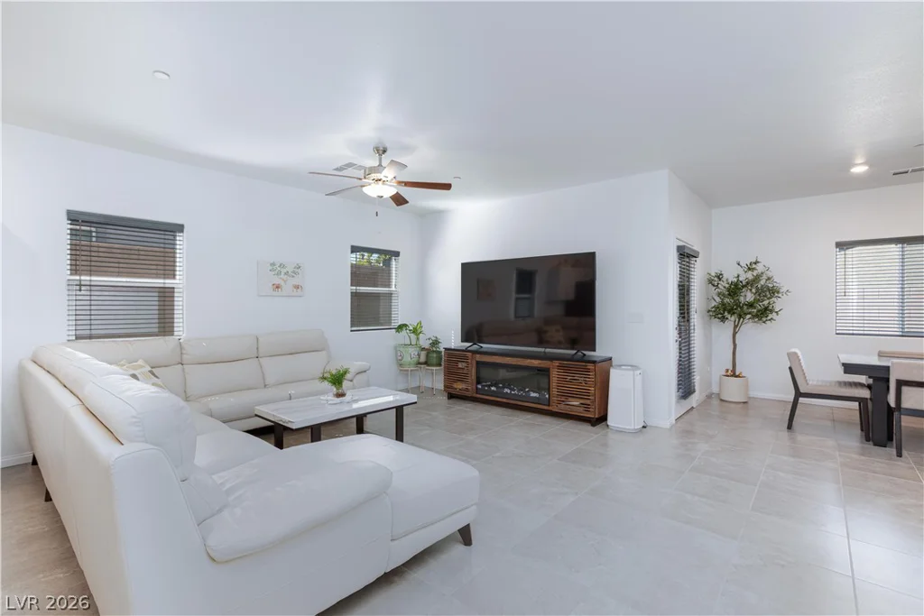 12759 Silver Satin, Henderson, NV 89044