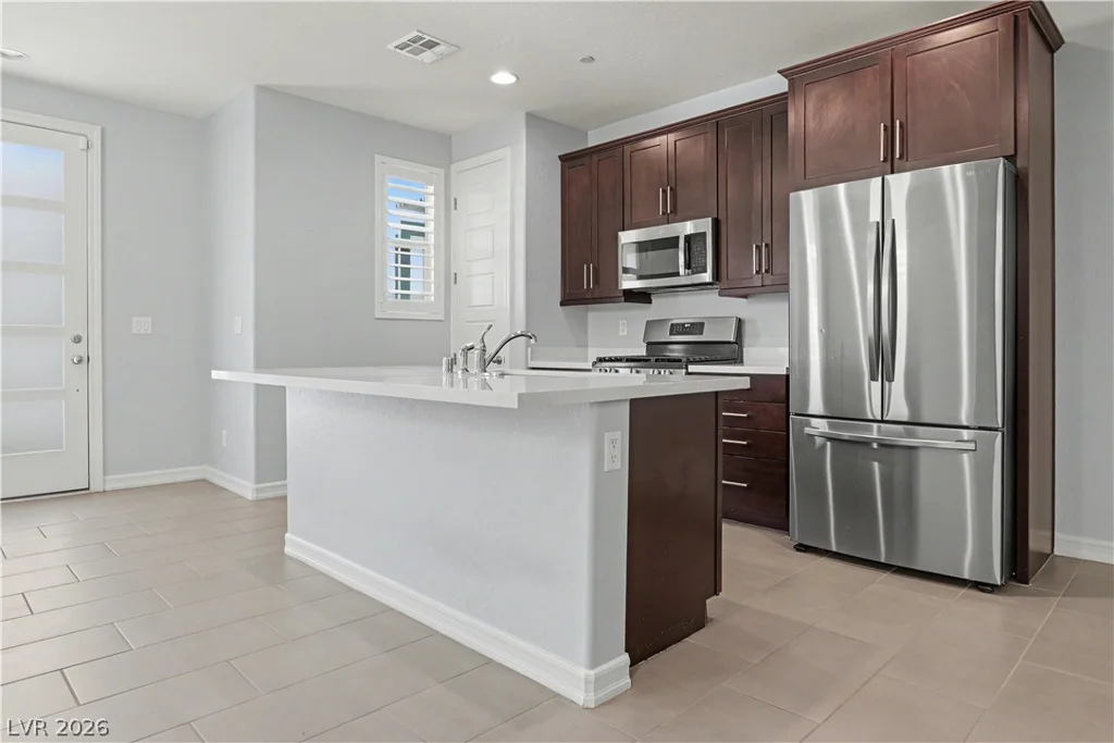 11681 Redwood Mountain, Las Vegas, NV 89138