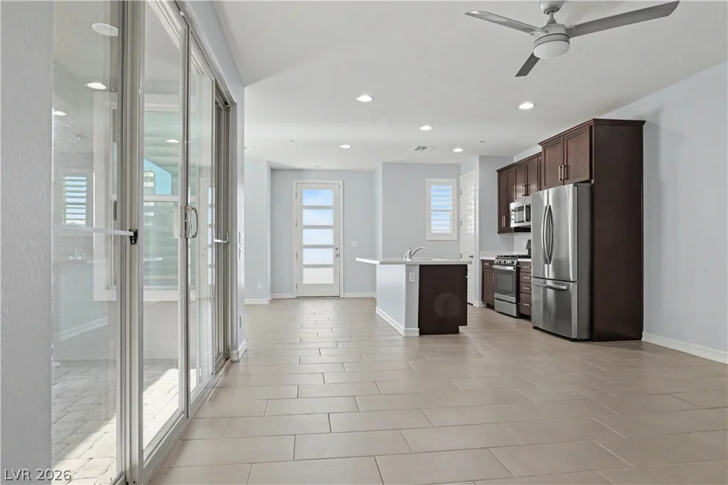 11681 Redwood Mountain, Las Vegas, NV 89138