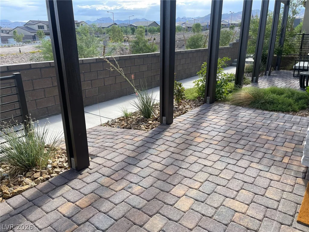 11681 Redwood Mountain, Las Vegas, NV 89138