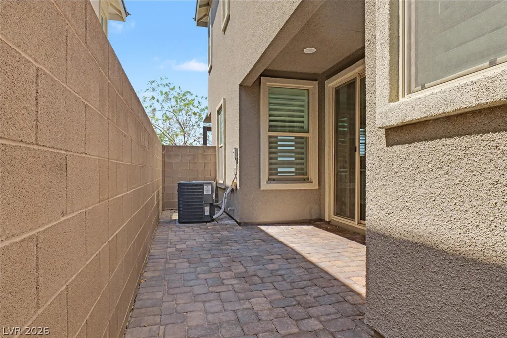 11681 Redwood Mountain, Las Vegas, NV 89138