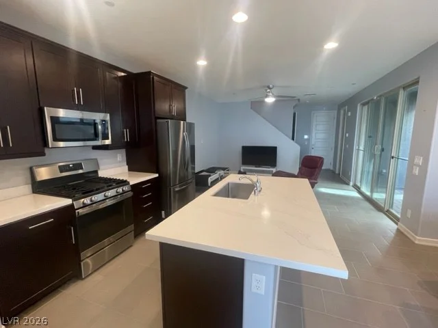 11681 Redwood Mountain, Las Vegas, NV 89138