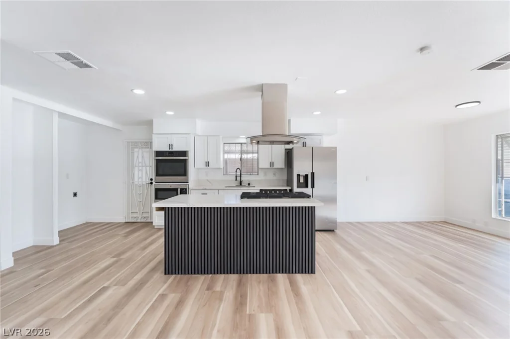 4980 Ridge, Las Vegas, NV 89103