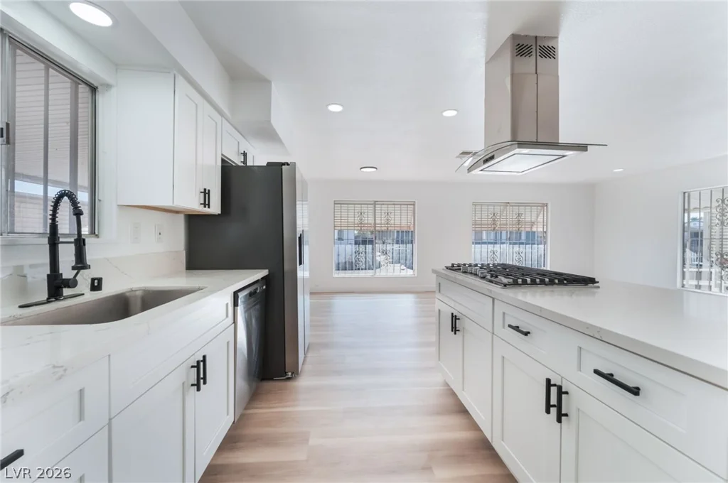4980 Ridge, Las Vegas, NV 89103