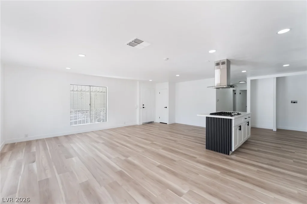 4980 Ridge, Las Vegas, NV 89103