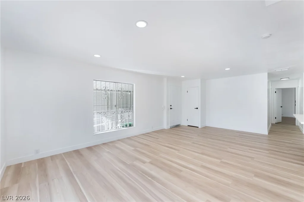 4980 Ridge, Las Vegas, NV 89103