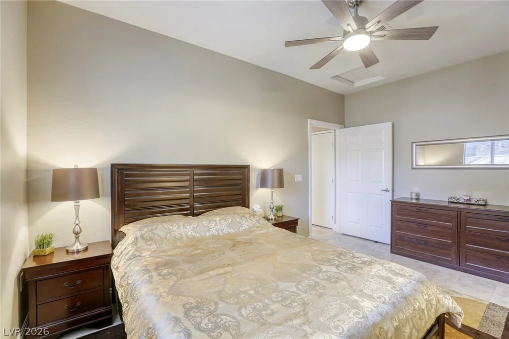 5250 Rainbow, Las Vegas, NV 89118