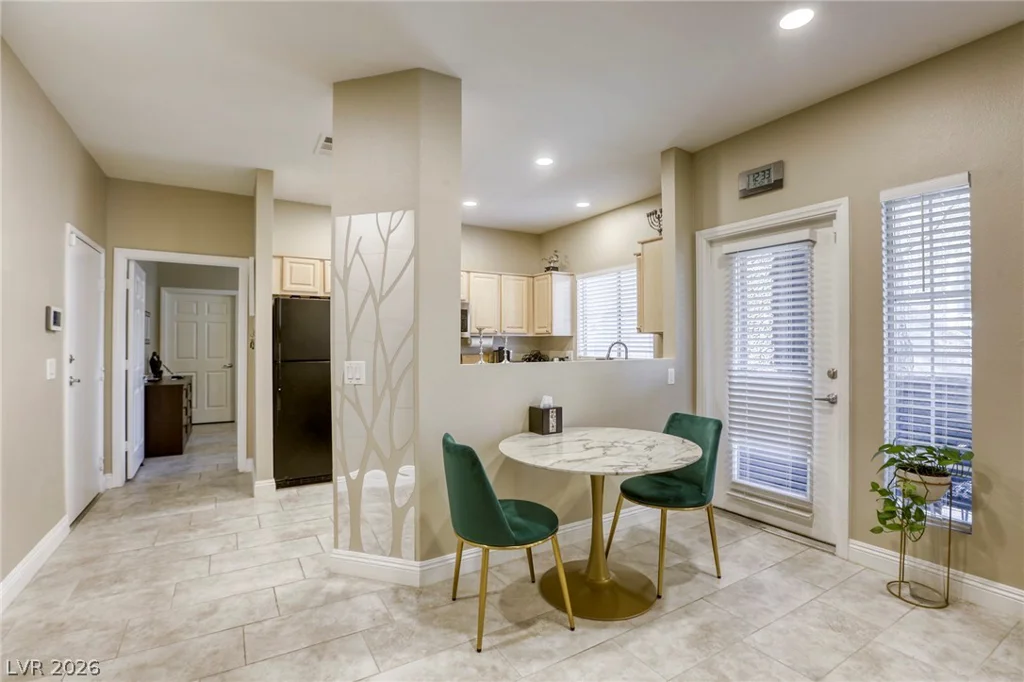 5250 Rainbow, Las Vegas, NV 89118