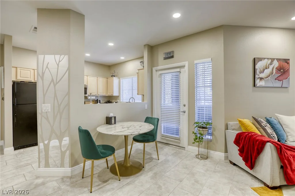 5250 Rainbow, Las Vegas, NV 89118