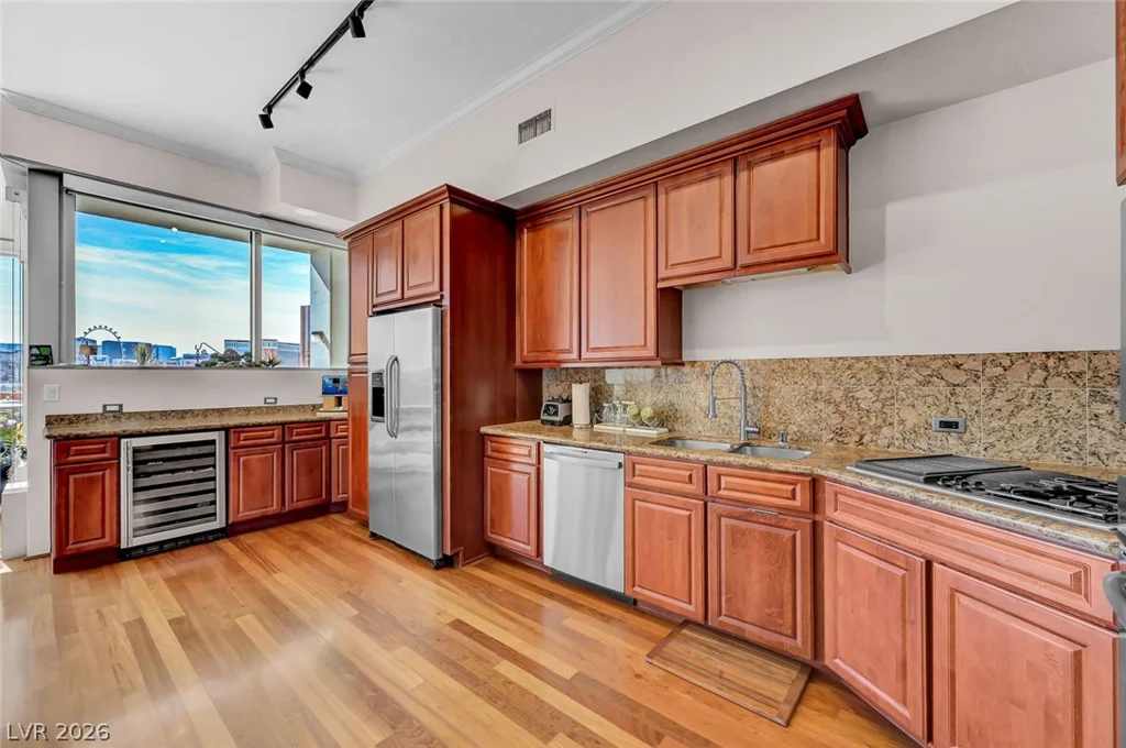 360 Desert Inn, Las Vegas, NV 89109