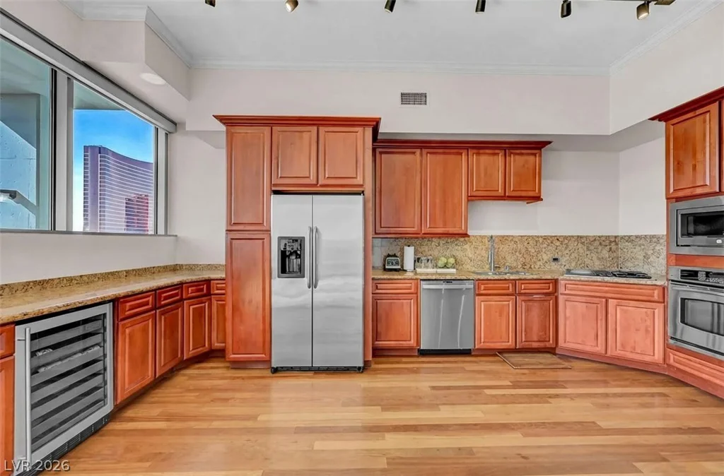 360 Desert Inn, Las Vegas, NV 89109