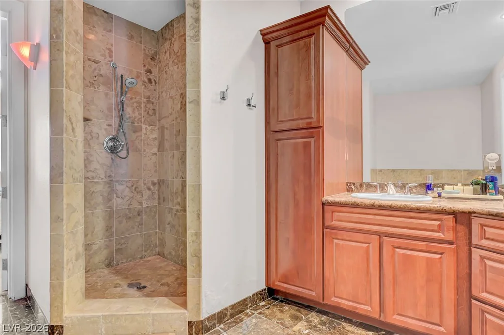 360 Desert Inn, Las Vegas, NV 89109