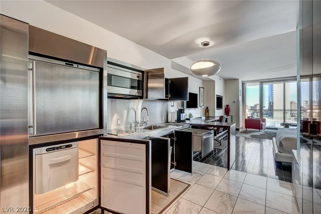 4381 Flamingo, Las Vegas, NV 89103