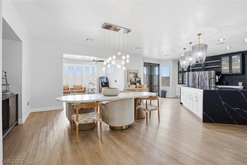 1908 Jake Andrew, North Las Vegas, NV 89086