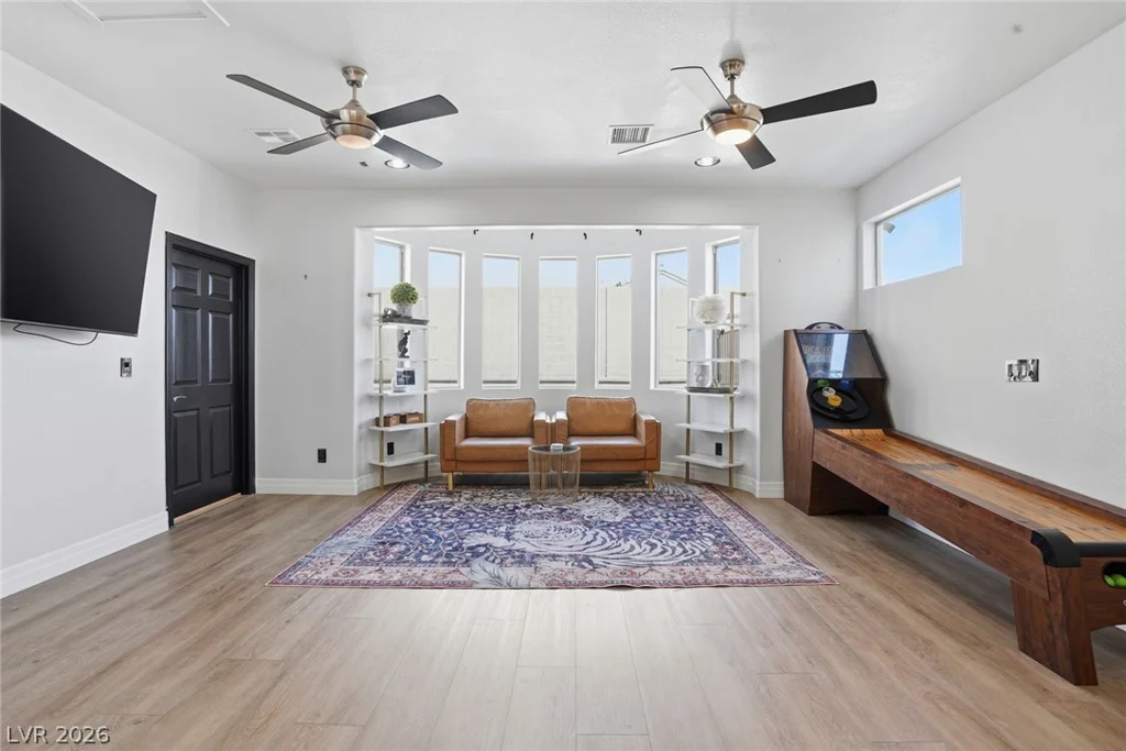 1908 Jake Andrew, North Las Vegas, NV 89086