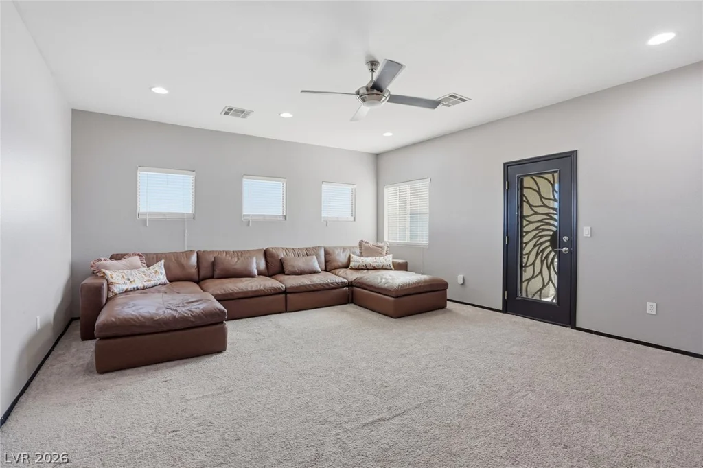 1908 Jake Andrew, North Las Vegas, NV 89086