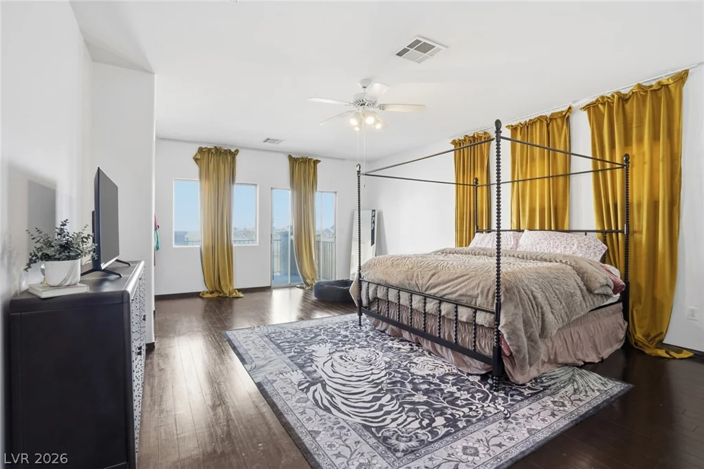 1908 Jake Andrew, North Las Vegas, NV 89086