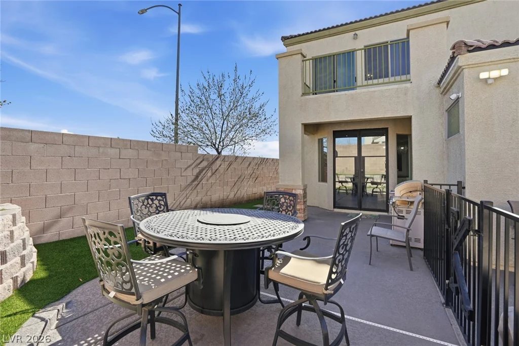 1908 Jake Andrew, North Las Vegas, NV 89086