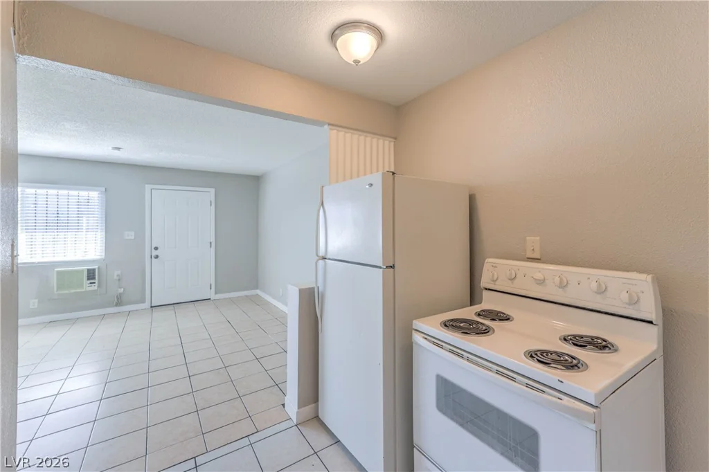 326 16th, Las Vegas, NV 89101