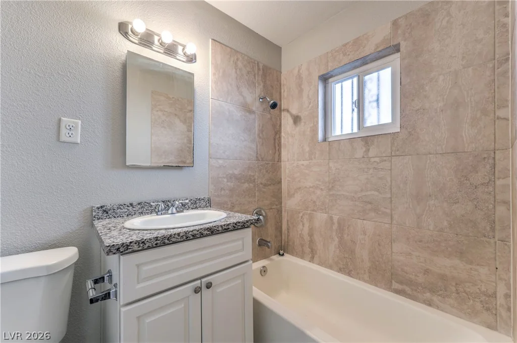 326 16th, Las Vegas, NV 89101