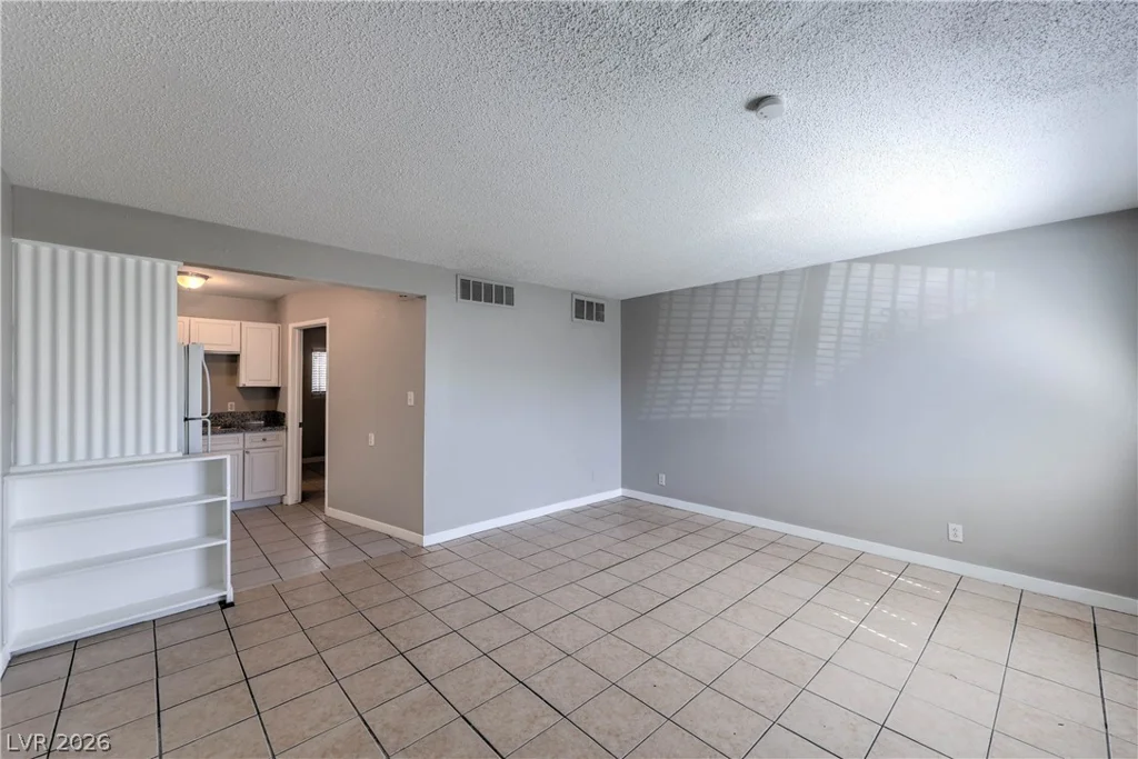 326 16th, Las Vegas, NV 89101