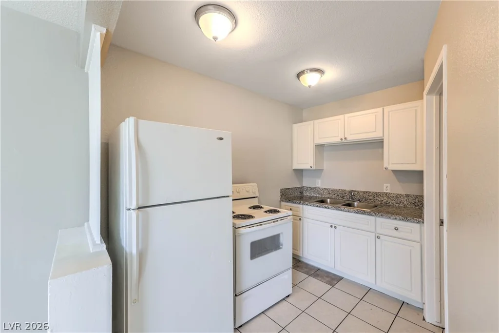 326 16th, Las Vegas, NV 89101