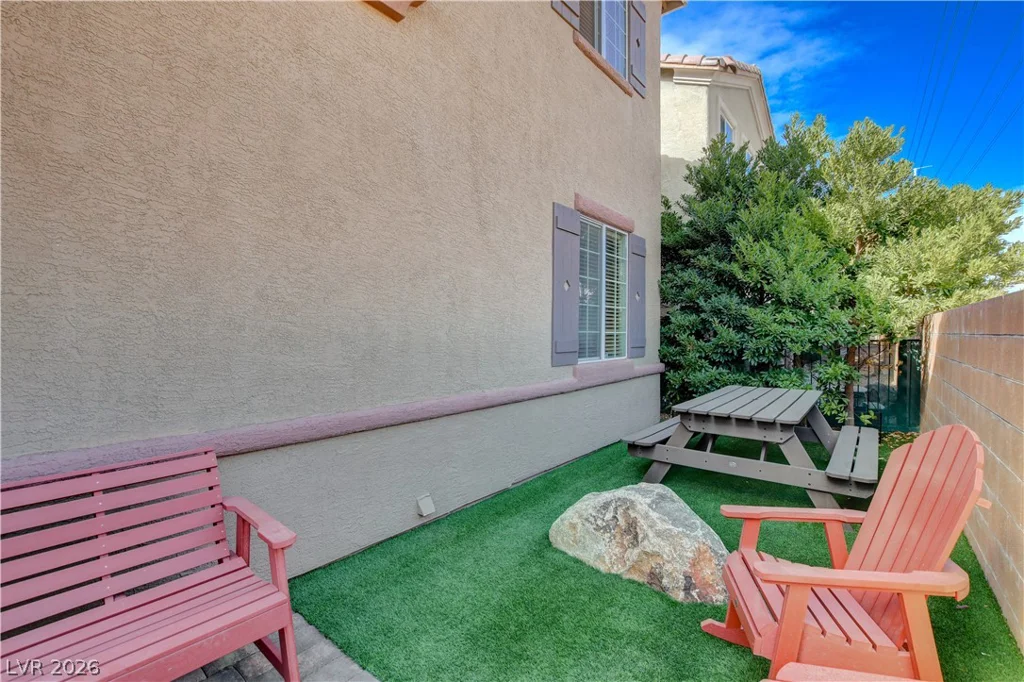 4142 Sparrow Rock, Las Vegas, NV 89129
