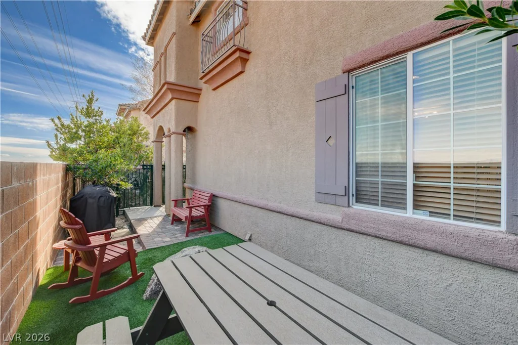 4142 Sparrow Rock, Las Vegas, NV 89129