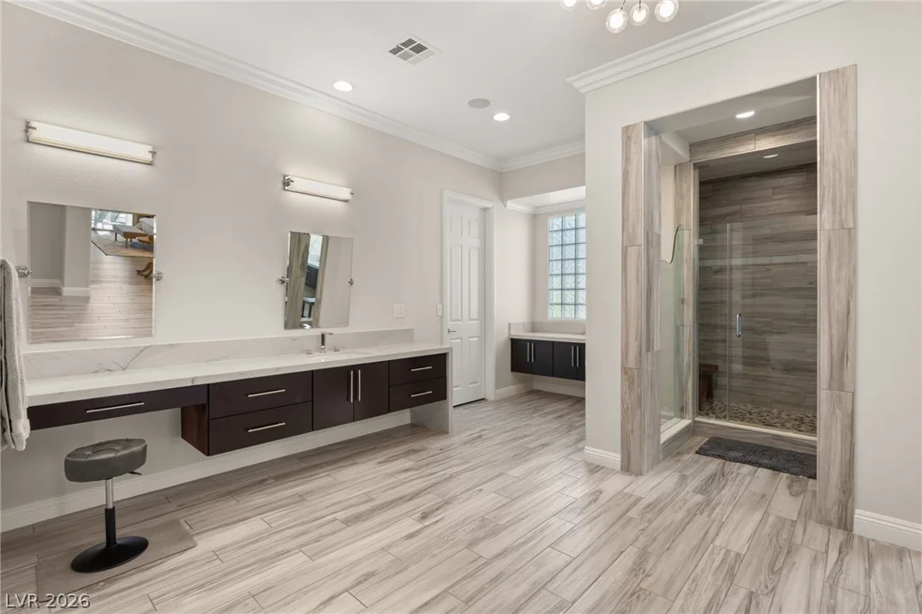 11305 Golden Chestnut, Las Vegas, NV 89135