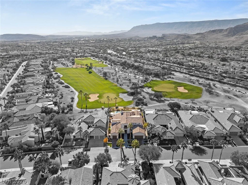 11305 Golden Chestnut, Las Vegas, NV 89135