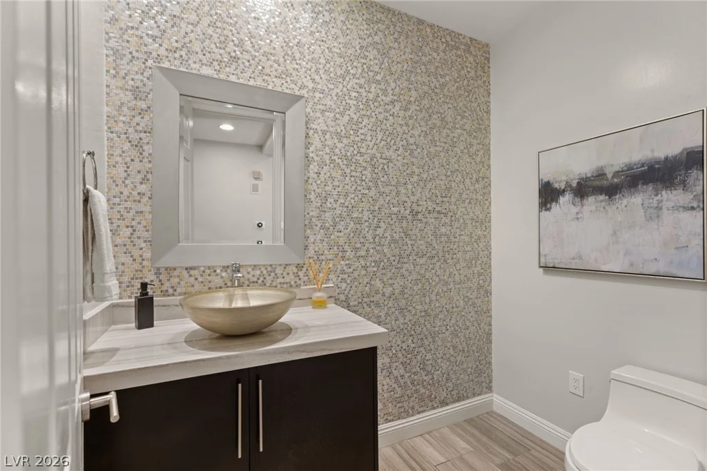 11305 Golden Chestnut, Las Vegas, NV 89135