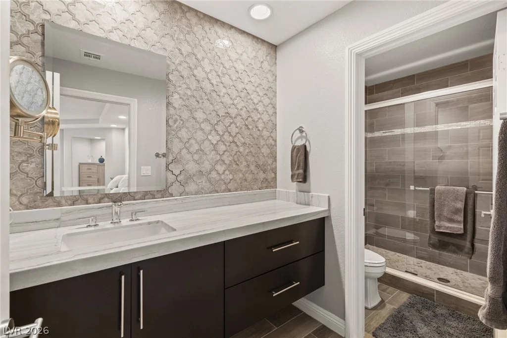 11305 Golden Chestnut, Las Vegas, NV 89135