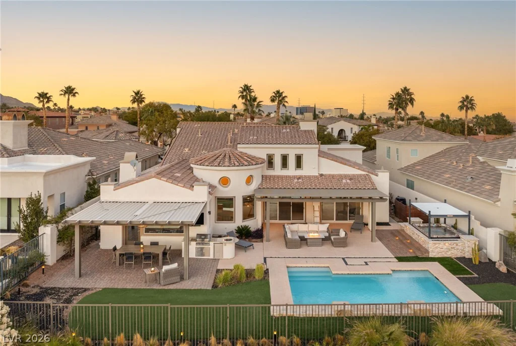 11305 Golden Chestnut, Las Vegas, NV 89135