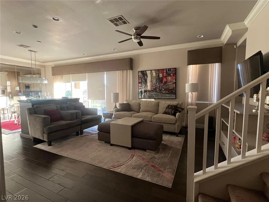 358 Calabria Ridge, Las Vegas, NV 89138