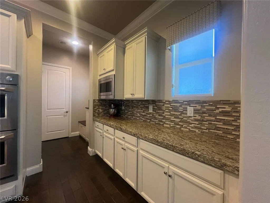 358 Calabria Ridge, Las Vegas, NV 89138