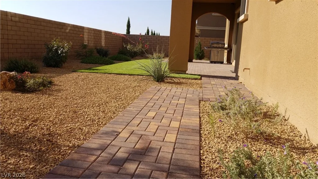 358 Calabria Ridge, Las Vegas, NV 89138